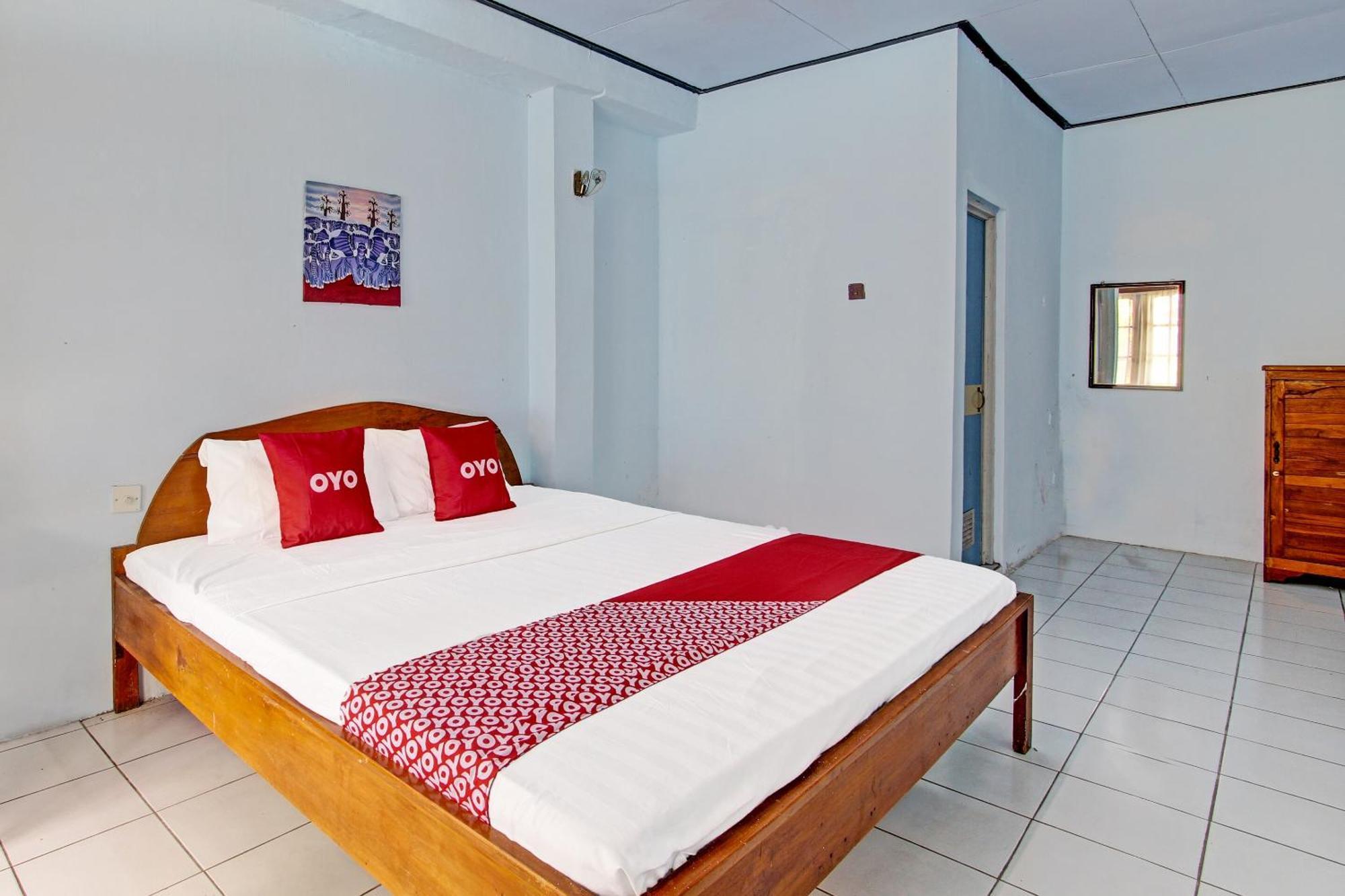 Capital O 91644 Loka Hause Hotel Salatiga Kültér fotó